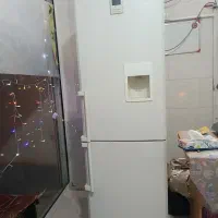 یخچال فریزر سامسونگ کاملا سالم و تمیز