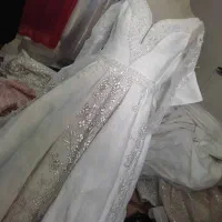 فروش لباس عروس رنگی و سفید