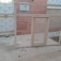 در پنجره پی وی سی