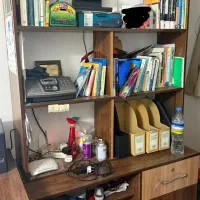 میز و صندلی و کتابخونه در حد. و اب سرد کن|دفتر کار|آستانه اشرفیه, |دیوار