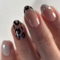 آموزش و خدمات کاشتناخن و ترمیم حرفه ای 400با لاکژل