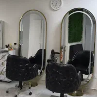 استخدام ناخنکار با مشتری اجاره صندلی پرسنل