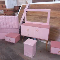 تخت های تکنفره در همهرنگها