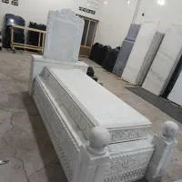 سنگ مزار بهشت (سنگتراشی)