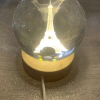 گوی شیشه ای|چراغ خواب و آباژور|رودهن, |دیوار