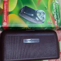 ریش تراش۳تیغه درحدنو