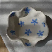 کاسه دست‌ساز سرامیکی گل آبی
