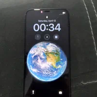 اپل iPhone 12 با حافظهٔ ۱۲۸ گیگابایت