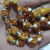 تسبیح کهربا ی طبیعی اصل همراه نقره ،|کلکسیون اشیاء عتیقه|دهگلان, |دیوار