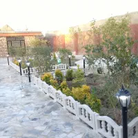اجاره سالیانه و ماهیانه باغ ویلا ابتدای شاهنامه ۳۵|اجارهٔ کوتاه‌مدت ویلا و باغ|مشهد, چهاربرج|دیوار