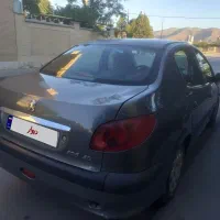 ۲۰۶ ‌ وی۸