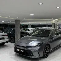 تویوتا کمری Le 2025 چرم تیتانیوم