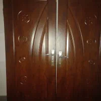 دو تا لنگه در چوبی با دستگیره سالم با چوب نراد.