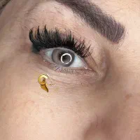 اکستنشن و کاشت مژه حرفه‌ای با ماندگاری بالا|خدمات آرایشگری و زیبایی|اسلام‌شهر, مطهری|دیوار
