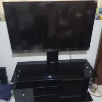تلویزیون سونی ۴۶ مالزی با میز