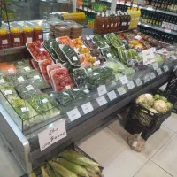 استخدام نیرو (غرفه سبزی هایپر فامیلی)