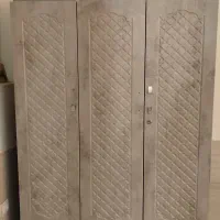 کمد و یک جفت تخت یک نفره|تخت و سرویس خواب|شیراز, شاپورجان|دیوار