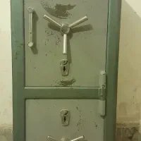 گاو صندوق ۳۰۰ کیلویی|ابزارآلات|مشهد, چهارچشمه|دیوار