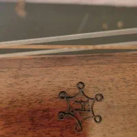 ساز سنتور عظیمی|سازهای سنتی|اندیشه, اندیشه فاز ۱|دیوار