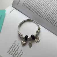 دستبند زنانه و مردانه