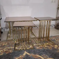 جلو مبلی یا میز عسلی فلزی طلایی