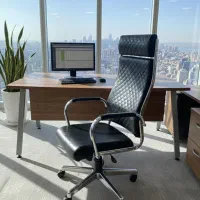 صندلی مدرن نقره ای