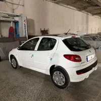 ۲۰۷iسقف شیشه