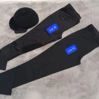 شلوار و کلاه سوارکاری با اسب