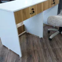 میز تحریر یا آرایشگاهی