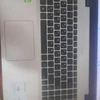 لپ تاپ|رایانه همراه|میانه, |دیوار