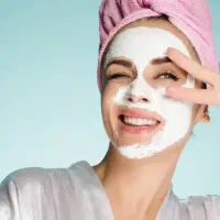 آف پاکسازی صورت و اپیلاسیون و اصلاح .پدیکور پا