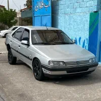 پژو ۴۰۵ نقره ای