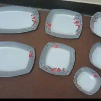 ظروف ملامین دست دوم در حد نو خیلی کم استفاده شده