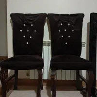 دو عدد صندلی سالم وتمیز