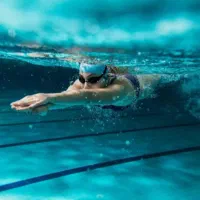 آموزش شنای بانوان