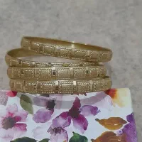 بدلیجات زیر قیمت بازار النگو سینه ریز دستبند ۳۳۰|بدلیجات|نجف‌آباد, باغ ملی|دیوار