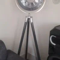 ساعت ایستاده و آباژور
