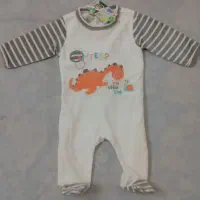 سرهمی نوزادی مخمل و نخی نو و پنج تیکه در حد نو