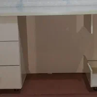 میز کامپیوتر، تمام MDF