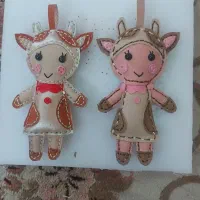 دوخت عروسک کوچک چرم