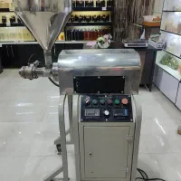 دستگاه روغن گیری پرس سرد D50