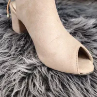 مزاحمت پیگیری میشه|کیف، کفش، کمربند|فردیس, نگارستان|دیوار