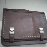 کیف چرم و کیف برزنتی اداری در حد نو