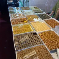 استخدام فروشنده و نیرو کارجهت قنادی