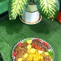 غذای بیرون بر عاموطباخ