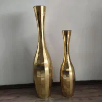 استند گلدان طلایی