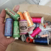 تعداد زیادی نخ گلدوزی|لوازم خیاطی و بافتنی|رباطکریم, نصیرشهر|دیوار