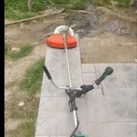 علف زنی مخصوص باغ و ویلا سم پاشی عالی