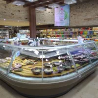 فروشنده خانم جهت جزیره فروشگاه