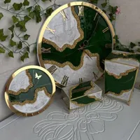 ساعت دیواری رزینی